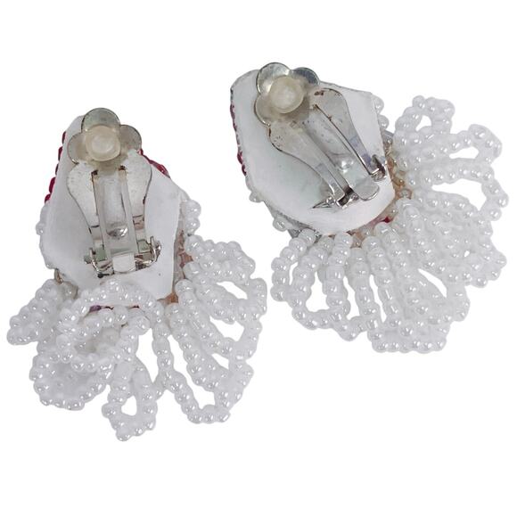 Vintage Beaded Santa Clip On Earrings Christmas Handmade Holiday Jolly Jewelry - Picture 8 of 10